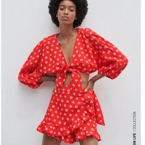ZARA RED PRINT TOP WITH KNOT CROPPED TOP XS